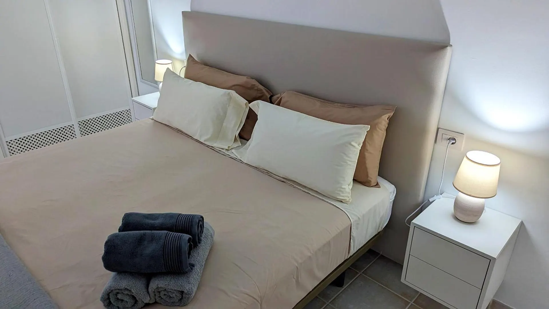 El Mirador Sea View - Air Conditioning - Los Cristianos 0*, ロスクリスティアーノス スペイン